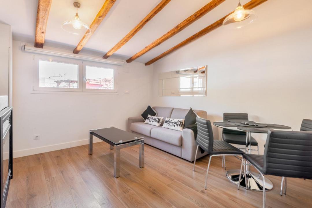 Bright Duplex- 1Bd 1,5 Bth - Sol Apartment มาดริด ภายนอก รูปภาพ