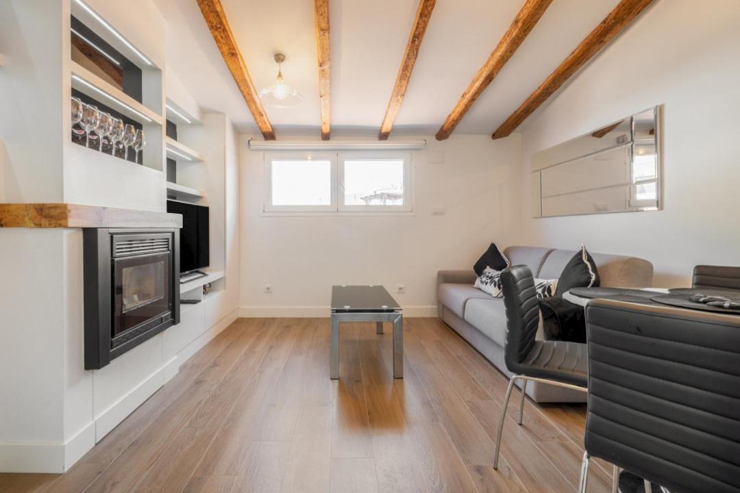 Bright Duplex- 1Bd 1,5 Bth - Sol Apartment มาดริด ภายนอก รูปภาพ